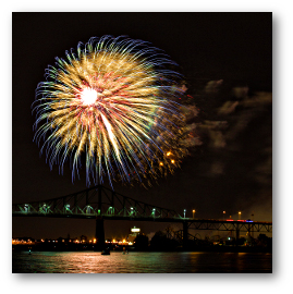 Fireworks photograph title=\Photograph © 2015 Rachel Jacklyn Bilodeau